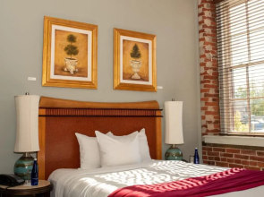 Lancaster Arts Hotel