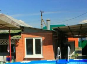 Guest house on Kalinina 20