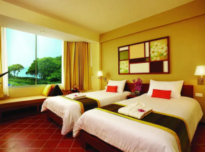 Cosy Beach Hotel