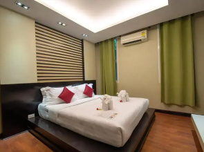 Peach Blossom Resort & Pool Villa
