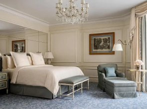 Отель Four Seasons George V