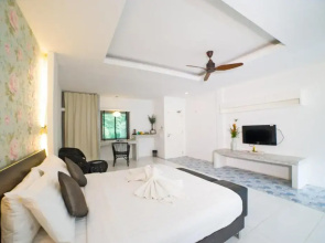 Surintra Boutique Resort