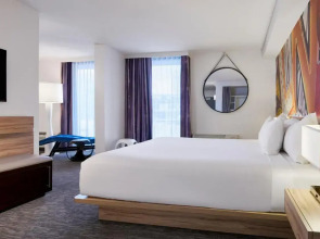 The LINQ Hotel & Casino – A Caesars Rewards Destination