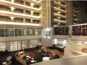 AC Hotel by Marriott Ambassadeur Antibes - Juan Les Pins