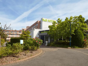 B&B HOTEL Cergy Port