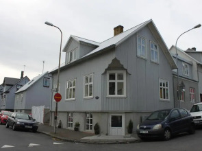 101 Skuggi Guesthouse