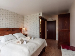 Boutique Hotel Anna by EJ Hotels