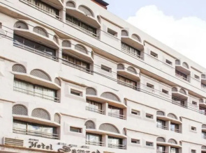 Hotel Samrat