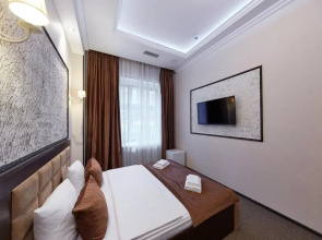 Loro Hotel