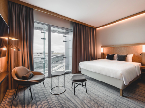 Courtyard by Marriott Warsaw Airport