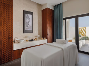 Курортный отель InterContinental Fujairah Resort by IHG