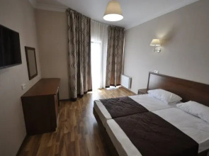 Villa Flora Guest House
