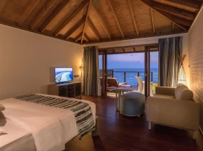 Курортный спа-отель Vilamendhoo Island