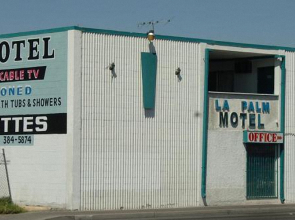 La Palm Motel