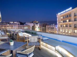 Wyndham Athens Residence