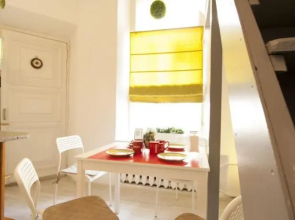 Artist on Krasnye Vorota