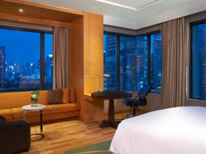 Renaissance Bangkok Ratchaprasong Hotel