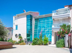 Adrion Aparthotel