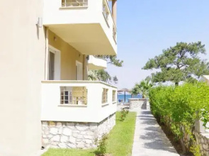Rachoni Bay Hotel