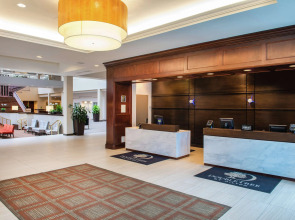 DoubleTree Suites by Hilton Hotel Philadelphia West