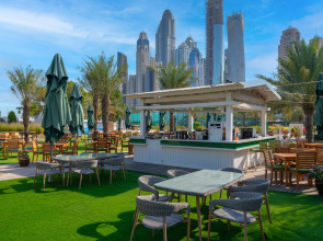 Отель Al Habtoor Grand Resort Autograph Collection