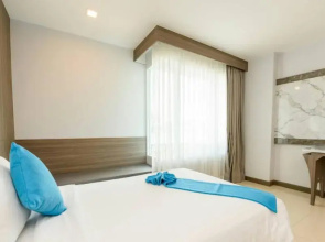 Отель Crystal Palace Pattaya
