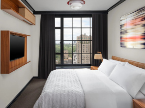 Le Meridien New York, Central Park