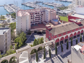 Отель Victoria Gran Meliá