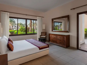 Отель JAZ Neo Saraya Palms