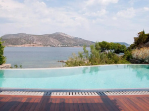 Grand Resort Lagonissi