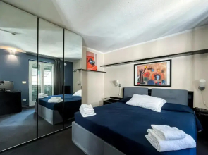 Отель Britannia