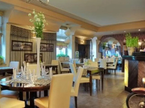 Hotel Ester