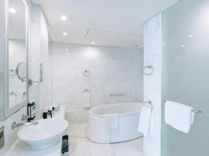 Media One Hotel Dubai