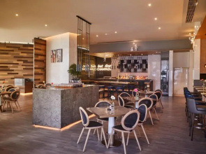 Media One Hotel Dubai