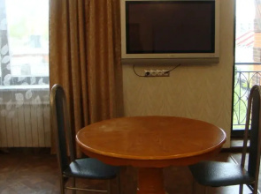 Na 1-Oj Nikitinskoj Apartments