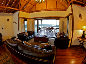 Mweya Safari Lodge