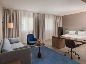 Отель NH Trieste