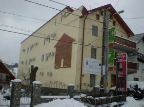 Pension House with Ponies