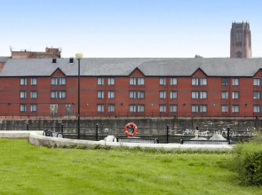 Travelodge Liverpool Central Queens Dock and Arena Hotel