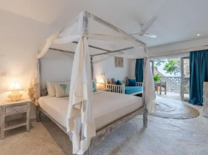 Chale Island Resort