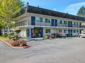 Motel 6 Issaquah, WA - Seattle - East