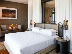 Grand Hyatt Abu Dhabi Hotel And Residences Emirates Pearl