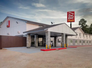 Red Roof Inn PLUS+ Huntsville