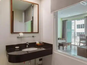Отель Elite Suites Patong