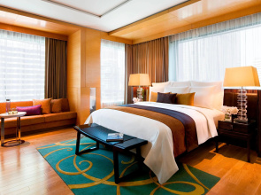 Renaissance Bangkok Ratchaprasong Hotel