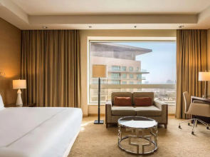 Отель Swissotel Al Ghurair 