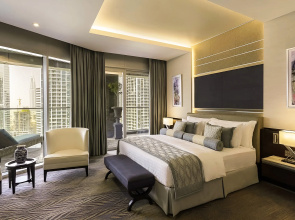Renaissance Business Bay Hotel