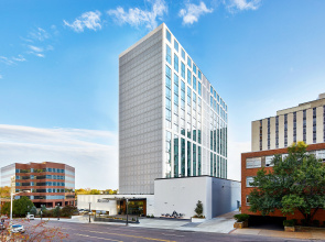 Le Meridien St. Louis Clayton