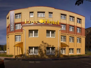 Love Hotel On Chernovitskaya