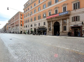 Amaranto Romano Hotel